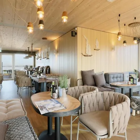 Gorgeous In Lembruch-duemmer With Kitchen * 伦布鲁
